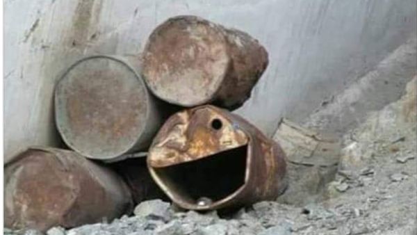 ابتسم فظروفك ليست أسوأ من ظروف هذا البرميل.. ومع ذلك يبتسم