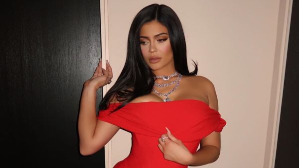 Jenner, 22, shows off her famous curves in a white sequin mini-dress (source: @kyliejenner Instagram)