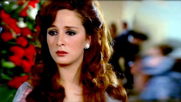 العثور على جثة فتاة مقتولة بالقرب من فيلا الفنانة نجلاء فتحي