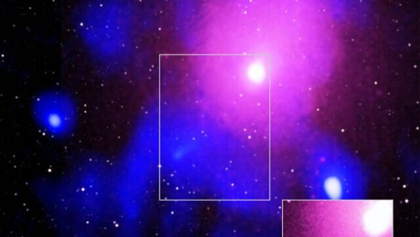 An extremely powerful eruption in the Ophiuchus galaxy cluster, some 390 million light-years from Earth. (X-ray: NASA/CXC/Naval Research Lab/Giacintucci, S.; XMM:ESA/XMM; Radio: NCRA/TIFR/GMRTN; Infrared: 2MASS/UMass/IPAC-Caltech/NASA/NSF)