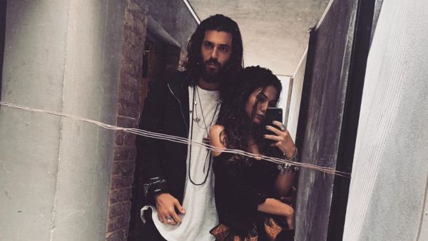 Can Yaman and Demet Özdemir