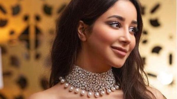 أسيل عمران تتحدث عن إبنها