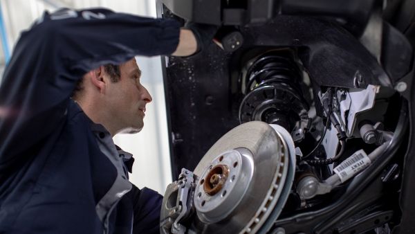 Peugeot UAE aftersales care Peugeot UAE Launches Valet Test Drive and Service Programs Allowing Customers to Stay Home