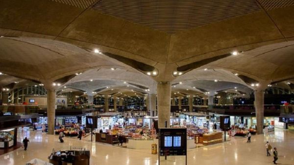 مطار الملكة علياء الدولي 