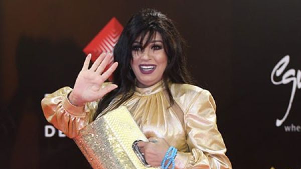 فيفي عبده متهمة باستخدام حركات جنسية..وهل هاجمت صابرين وحلا شيحة!
