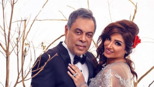 فستان روجينا من حفل زفافها ورقص أحمد السقا فوق الطاولة..فيديو من الأرشيف!