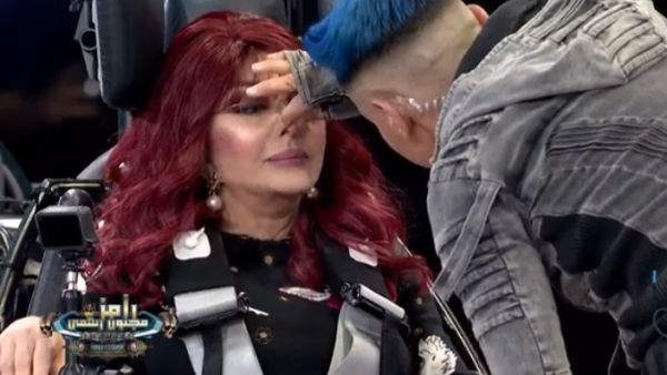 رامز جلال يوقف المقلب خوفاً على نبيلة عبيد بعد صراخها الهستيري!