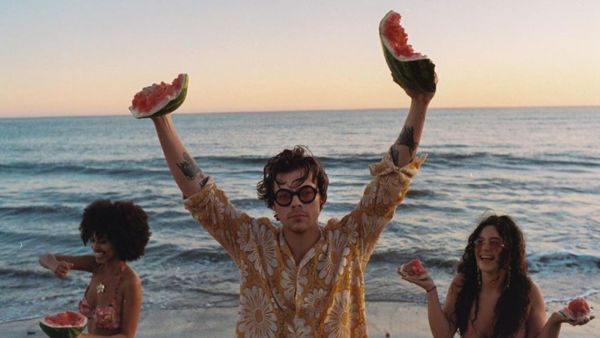 Some fans have made comparisons to Elton John's 1983 music video for I'm Still Standing.