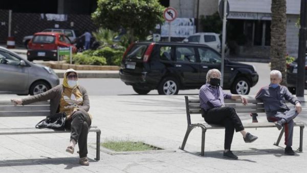 ارتفاع إجمالي عدد الإصابات بالفيروس في لبنان إلى 902 حالة