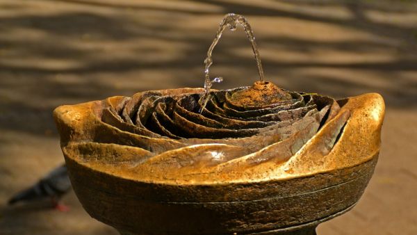 ما تفسير رؤية النافورة في المنام؟