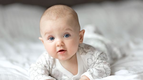 الغناء يزيد الحصيلة اللغوية لطفلك، ويساعده على النطق بطريقة صحيحة