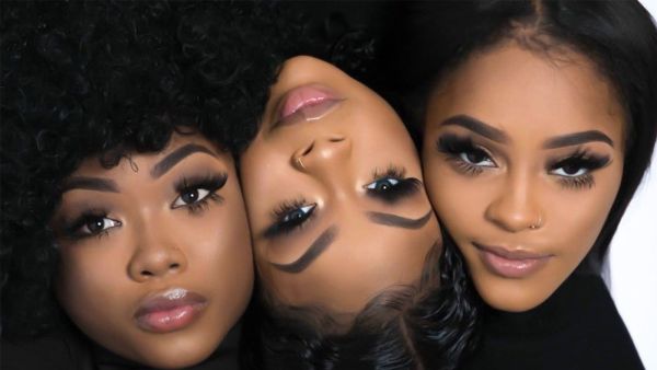 مشاهير يتحدثون عن تجربتهم مع العنصرية