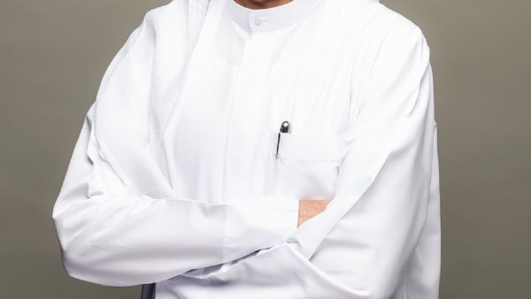 وتمت تهيئة مبنى (شمس) الرئيس، وتعقيمه بشكل كامل، مع اتباع جميع المعايير الصحية والوقائية اللازمة، وتطبيق التعليمات والإرشادات الاحترازية حول كيفية استخدام جميع مرافق المبنى، وفق قواعد التباعد الاجتماعي وإشغال المكاتب بنسبة أقصاها 30% من إجمالي الطاقة الاستيعابية. كوادر مدينة الشارقة للإعلام يستأنفون العمل من مكاتبهم بمقر (شمس) الرئيس