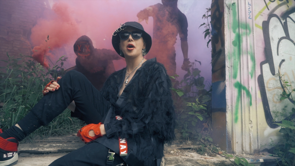 First non-Korean British K-Pop Star makes Korean Hip Hop Debut 