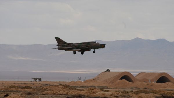 طائرة حربية سورية