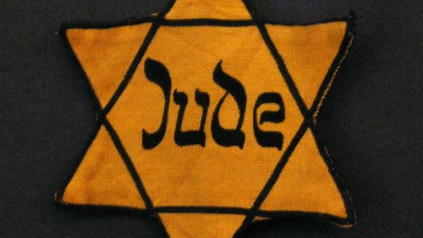 Yellow Stars of David (Twiter)