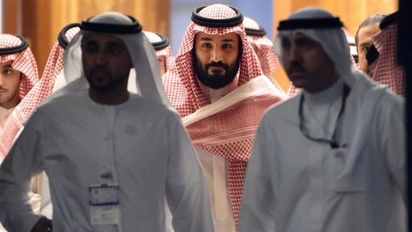 Saudi Crown Prince Mohammed bin Salman, centre. (AFP/File)