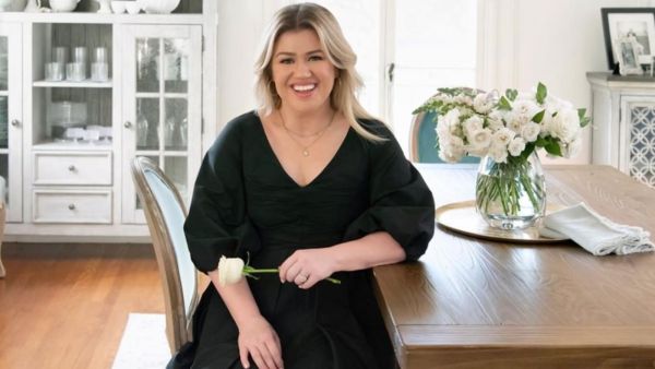 he 38-year-old singer praised Adele's ability to be like a "force" when she walks in the room.