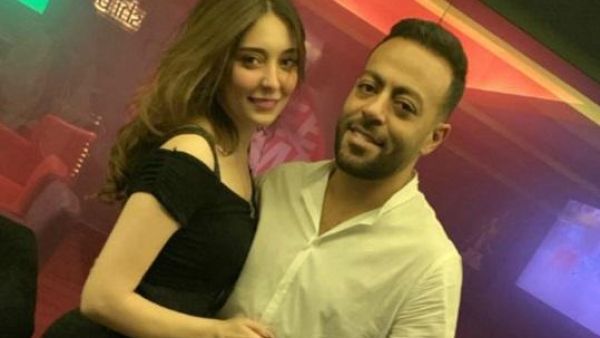 انفصال تامر عاشور عن خطيبته دارين حلمي للمرة الثانية