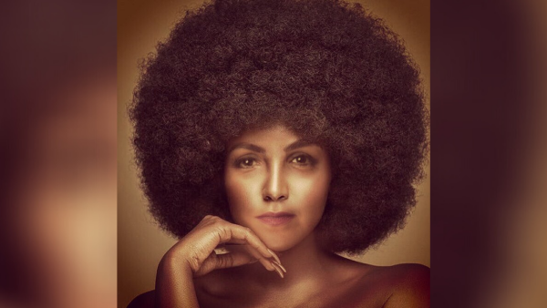 Facebook and Twitter were quickly flooded with angry retweets and comments accusing Saleh of appropriating the black culture. (Twitter: @TaniaSaleh)  'I Wish I Were Black': Lebanese Artist Under Fire for Blackface Meant to Show Solidarity With Black Lives Matter