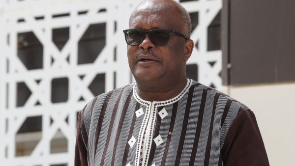 Burkina Faso President Roch Marc Christian Kabore poses for a group picture during the G5 Sahel summit on June 30, 2020, in Nouakchott. Ludovic MARIN / POOL / AFP