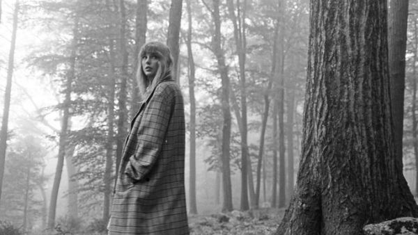 Taylor Swift  (Twitter)