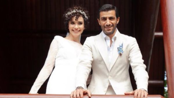 Gorgeous Couple! Songül Öden and Arman Bıçakçı Are MARRIED