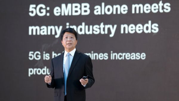 Huawei Rotating Chairman Highlights Practices and Prospects of 5G  in Digital Transformation for Industries at GSMA Thrive