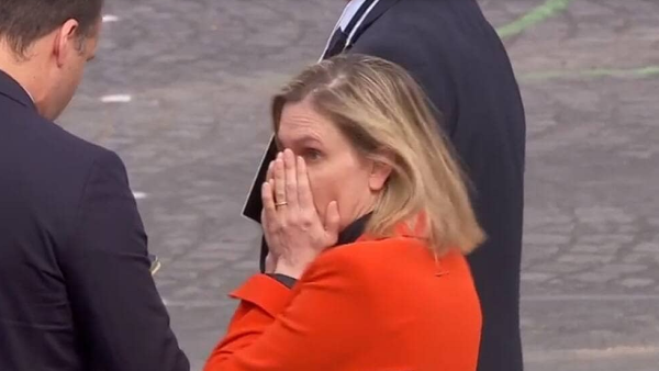 الوزيرة، أنييس بانييه رانشر، البالغة من العمر 46 عاما