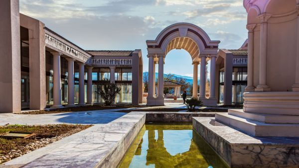  The museum, located in the archaeological area of the city of Aphrodisias, which is an ancient Greek city of Aydin province. The area of interest of tourists  (Shutterstock)