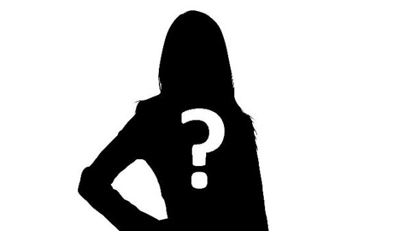 ممثلة مصرية تقتل زوجها عن طريق الطعن بزجاجة مكسورة!