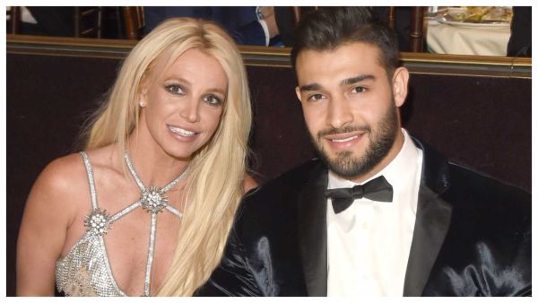 بريتني سبيرز وسام أصغري