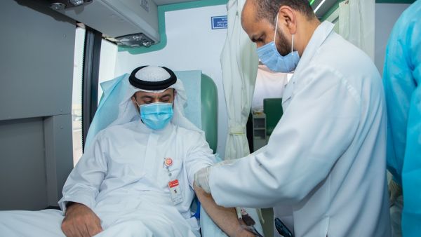 مدينة الشارقة للإعلام (شمس) تنظم حملة تبرع بالدم