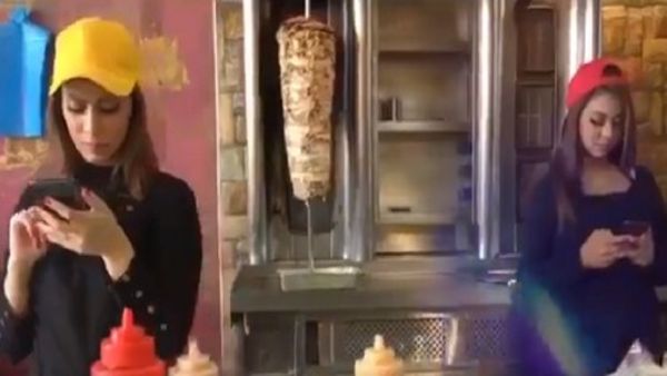 إعلان الشاورما في مكة المكرمة