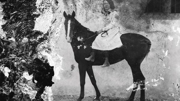 Photo from The Arab Image Foundation (Twitter)