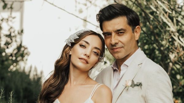 Like a Fairytale Wedding! Cansel Elçin & Zeynep Tuğçe Bayat Tie The Knot (Pictures)
