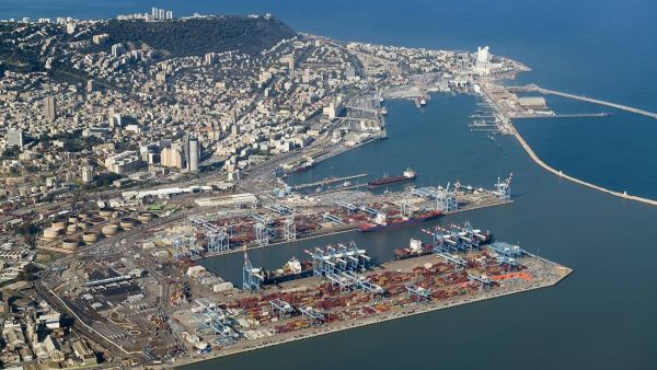 مصنع للأسمدة يقع في وسط حيفا ويحمل حاوية 15 طنا من الأمونيوم بدون حماية