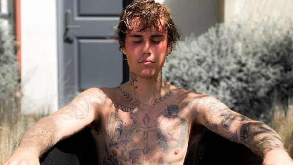 Justin Bieber and Chance the Rapper are giving away $250,000 to fans in need. (Instagram)