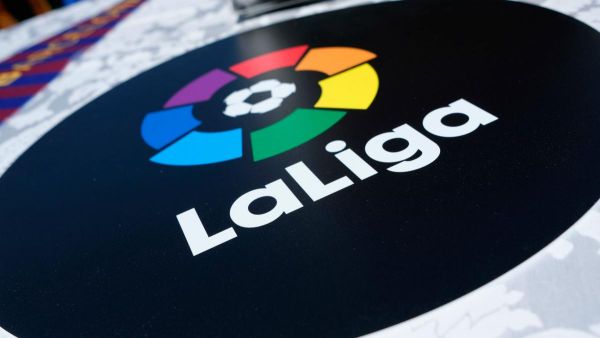 بداية عودة الجماهير إلى الملاعب في إسبانيا بدءاً من ديسمبر مبدئياً