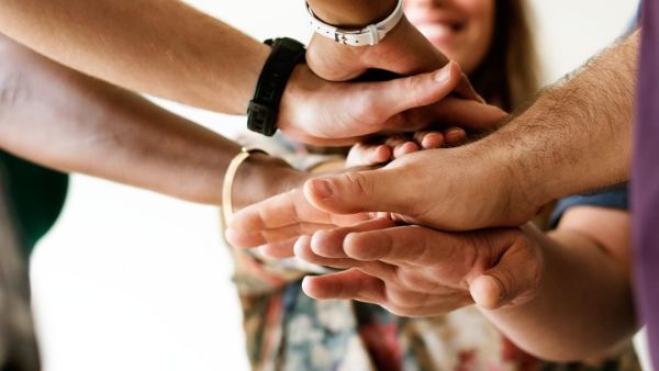 Volunteer to achieve Sustainable Development Goals (Instagram)