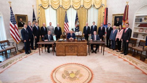 Kosovo-Serbia Washington deals (Twitter)