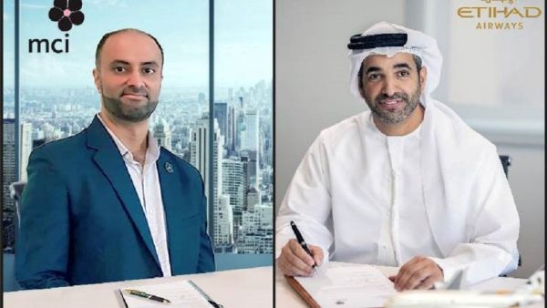آجاي بوجواني، المدير الإداري لشركة أم سي آي الشرق الأوسط , حارب مبارك المهيري، نائب أول الرئيس لشؤون الوجهات وإدارة أنشطة الترفيه في مجموعة الاتحاد للطيرا الاتحاد للطيران وشركة أم سي آي الشرق الأوسط يتعاونان لدعم قطاع الفعاليات في الإمارات