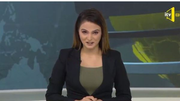 مذيعة أذربيجانية 