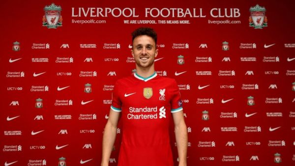 جوتا بقميص ليفربول
