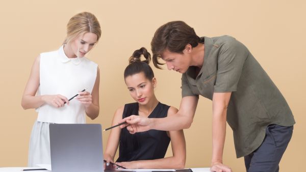 مهارات حل النزاعات التي يجب أن يمتلكها كل مدير