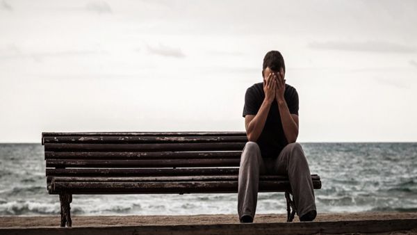 يبدو الأشخاص الذين لديهم العديد من الأصدقاء أكثر جاذبية