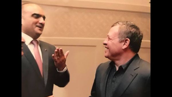 كلف العاهل الاردني الملك عبدالله الثاني، الدكتور بشر هاني الخصاونة، بتشكيل حكومة جديدة