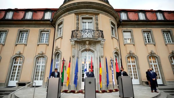UAE Foreign Minister Sheikh Abdullah bin Zayed al-Nahyan, his Israeli counterpart Gabi Ashkenazi and German Foreign Minister Heiko Maas attend a news conference following their historic meeting at Villa Borsig in Berlin, on October 6, 2020. HANNIBAL HANSCHKE / POOL / AFP