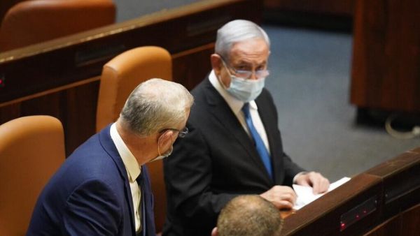 Gantz, Netanyahu clash ahead of December deadline that could trigger elections (Twitter)