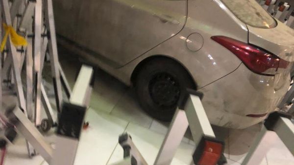 A speeding car driven by a Saudi Arabian citizen rammed into the Grand Mosque in Makkah, Saudi Arabia, on Friday evening. (Twitter)